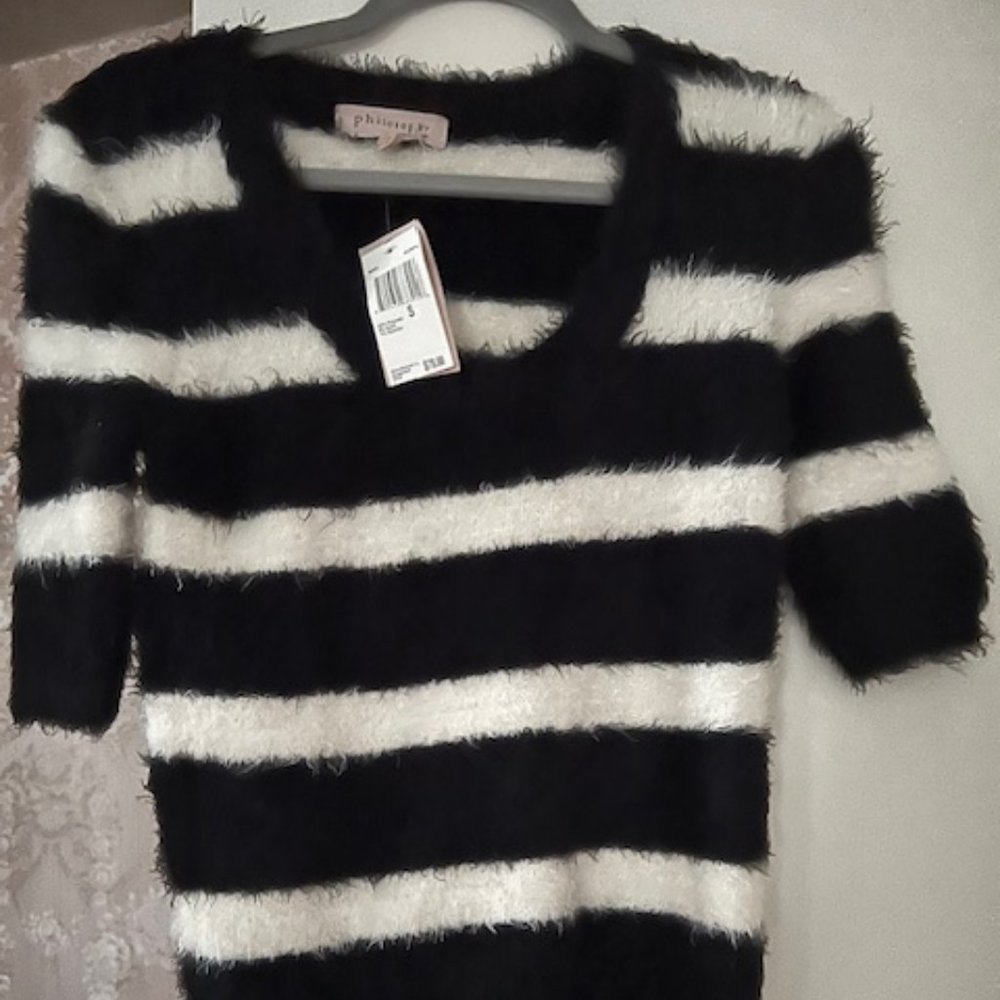 New Black and white Sweater by Philosophy